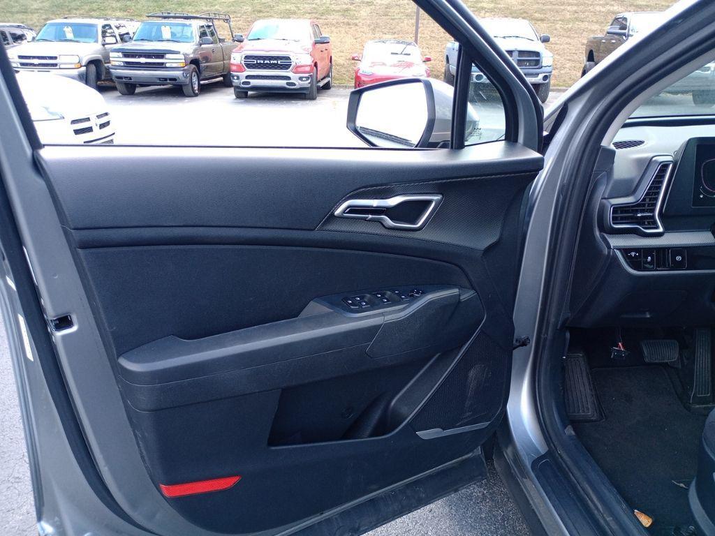 used 2024 Kia Sportage car, priced at $19,999