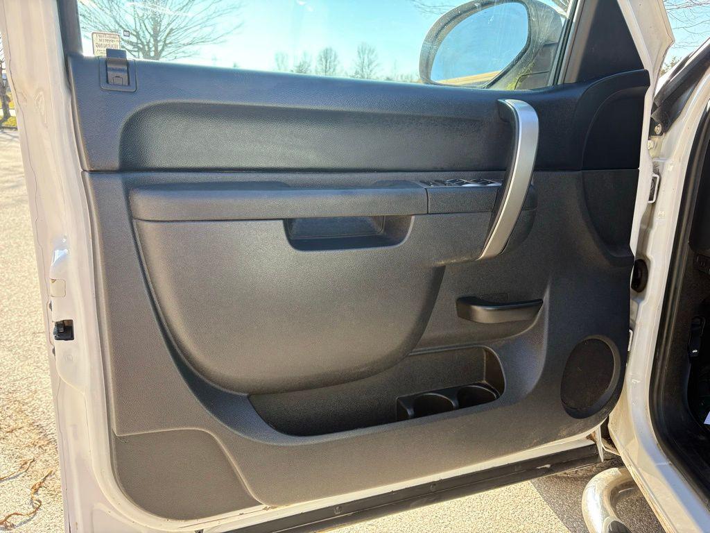 used 2011 GMC Sierra 1500 car, priced at $9,999