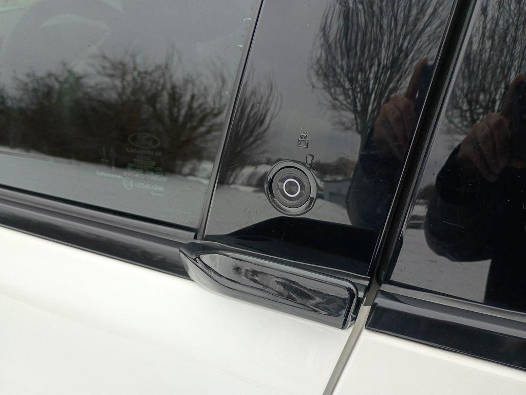 used 2021 Ford Mustang Mach-E car, priced at $19,999