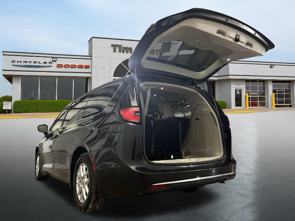 used 2023 Chrysler Pacifica car, priced at $21,999