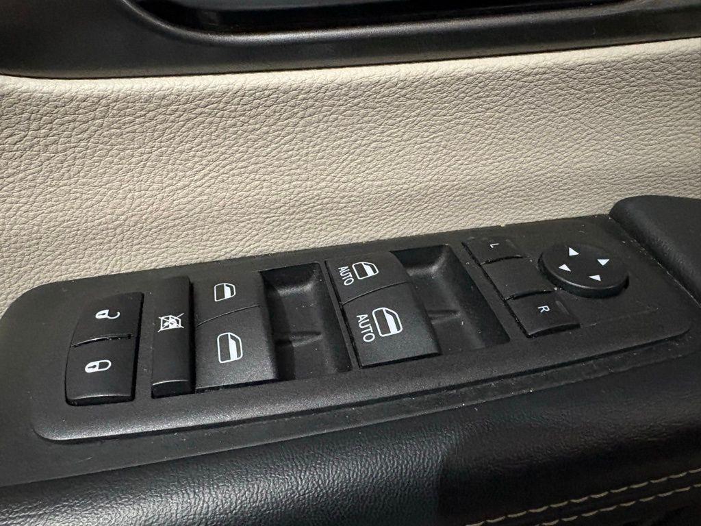 used 2023 Chrysler Pacifica car, priced at $21,999