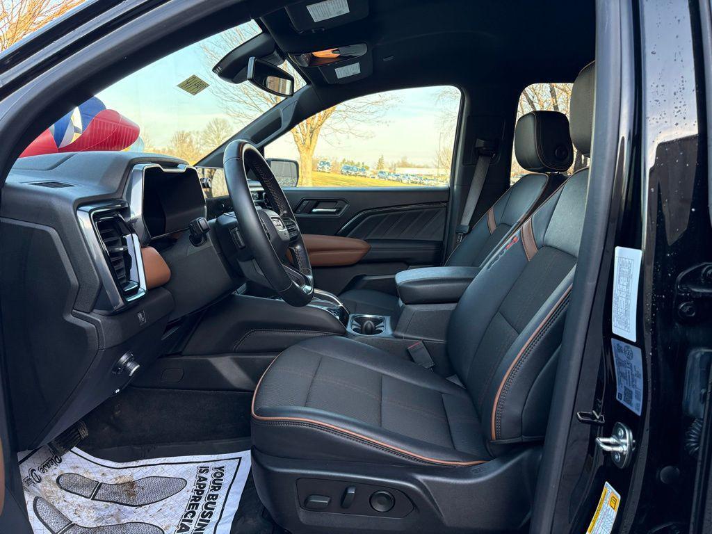 used 2023 GMC Canyon car, priced at $38,992