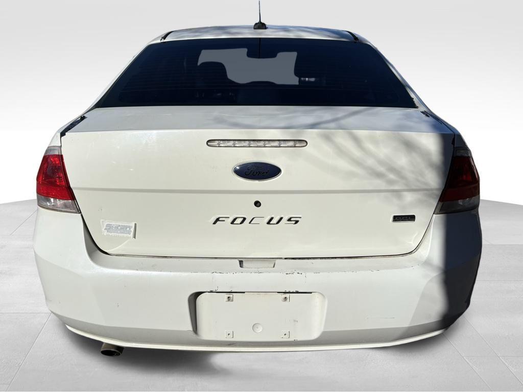 used 2009 Ford Focus car, priced at $2,999