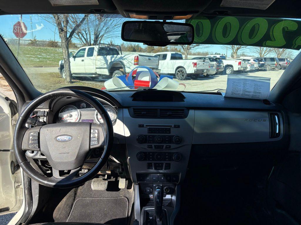 used 2009 Ford Focus car, priced at $2,999