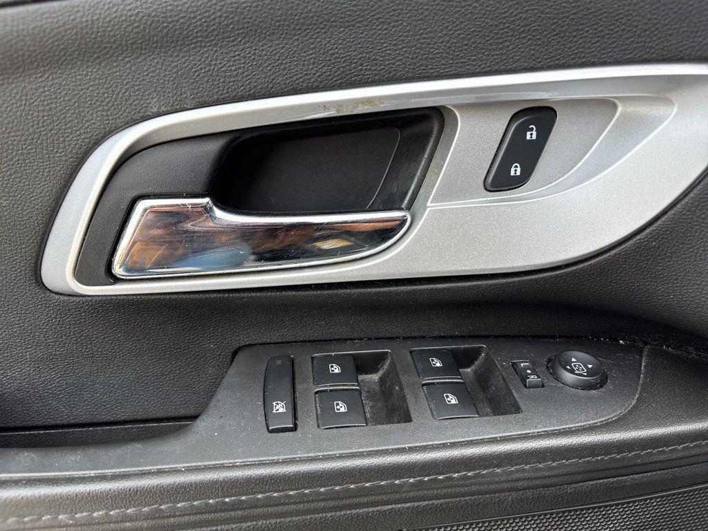 used 2014 Chevrolet Equinox car, priced at $3,999