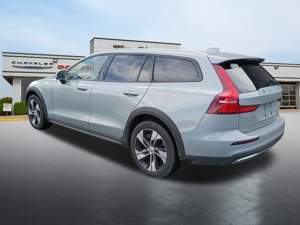 used 2025 Volvo V60 Cross Country car, priced at $31,500