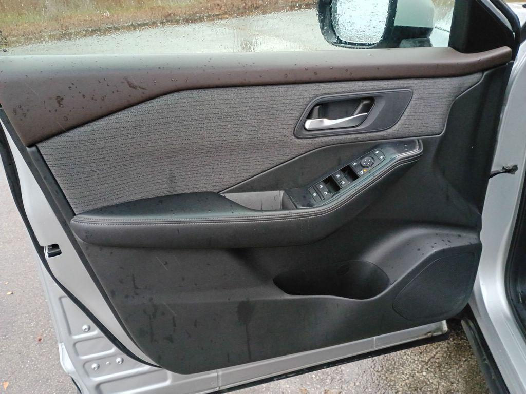 used 2023 Nissan Rogue car, priced at $17,999