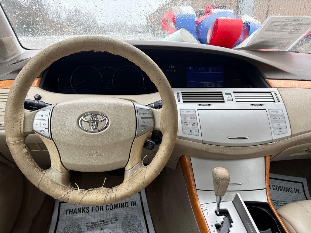 used 2005 Toyota Avalon car, priced at $2,999