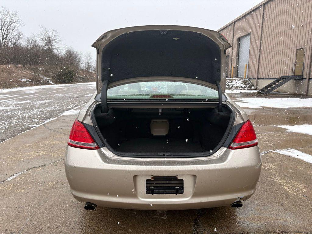 used 2005 Toyota Avalon car, priced at $2,999