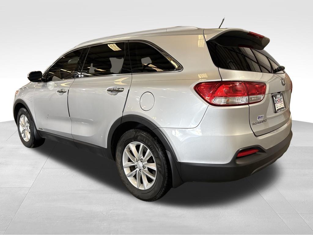 used 2017 Kia Sorento car, priced at $4,800