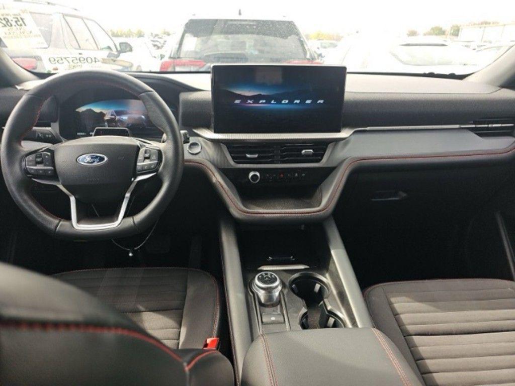 used 2025 Ford Explorer car, priced at $37,898