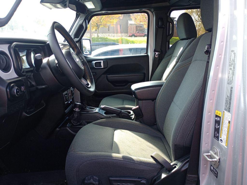 used 2024 Jeep Gladiator car, priced at $28,999