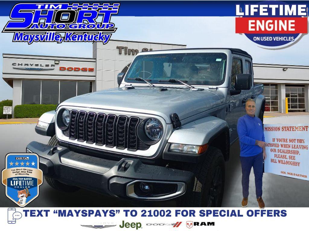 used 2024 Jeep Gladiator car, priced at $28,999