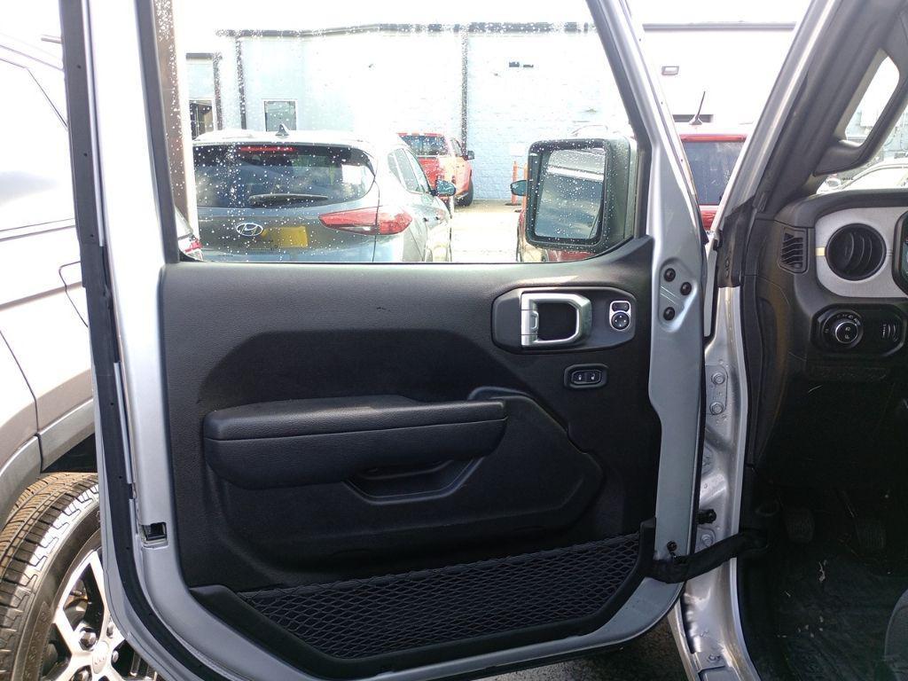 used 2024 Jeep Gladiator car, priced at $28,999