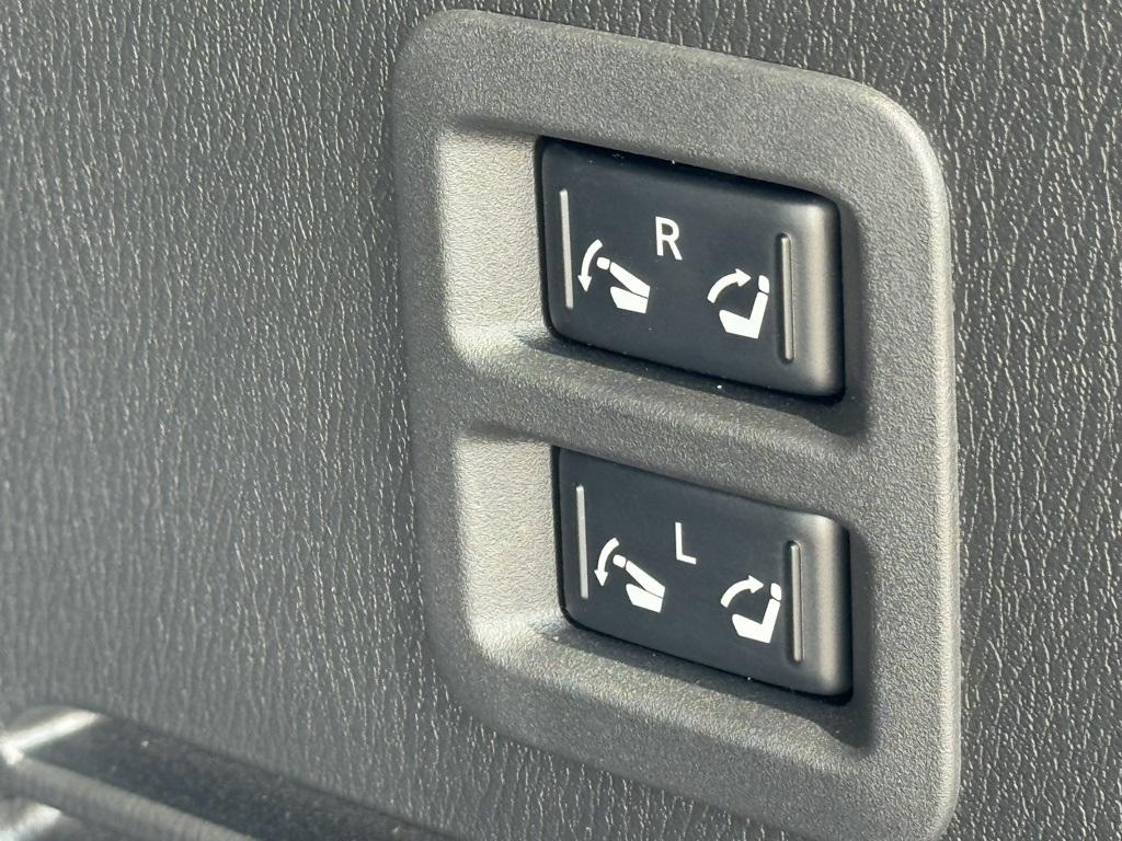 used 2023 Nissan Armada car, priced at $48,999