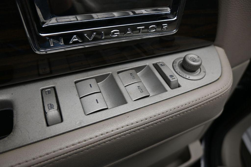 used 2010 Lincoln Navigator car, priced at $6,448