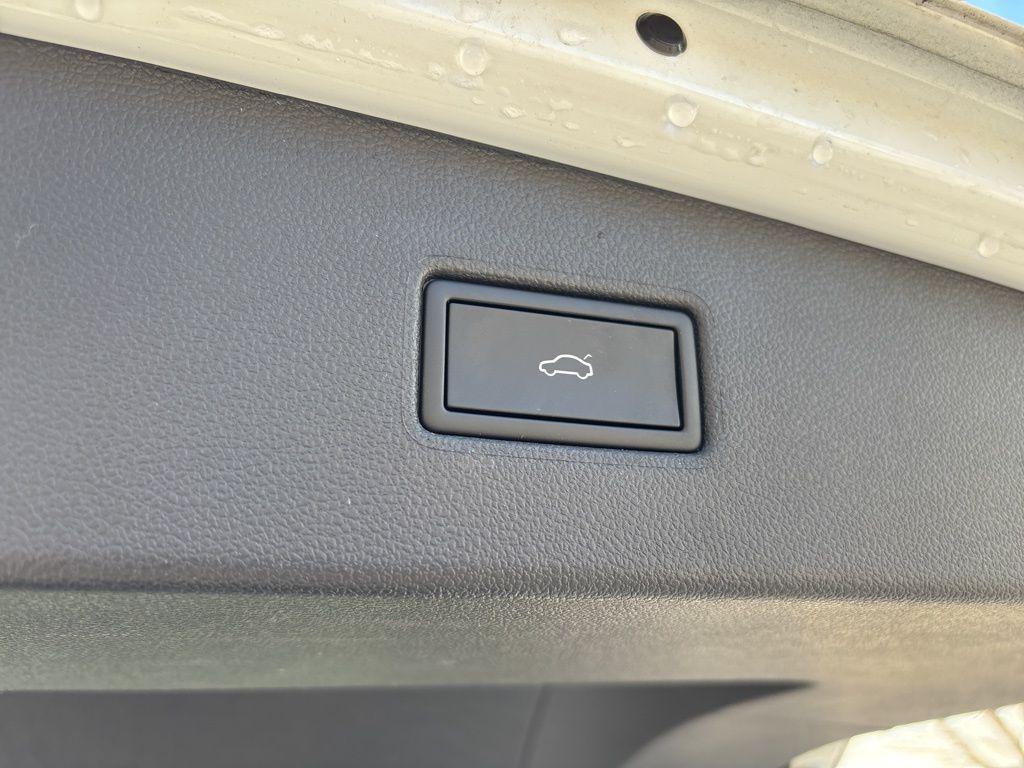 used 2024 Volkswagen Tiguan car, priced at $21,999