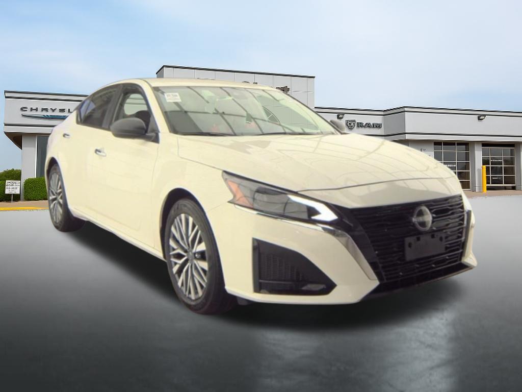 used 2025 Nissan Altima car, priced at $19,898