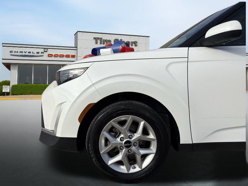 used 2024 Kia Soul car, priced at $15,999
