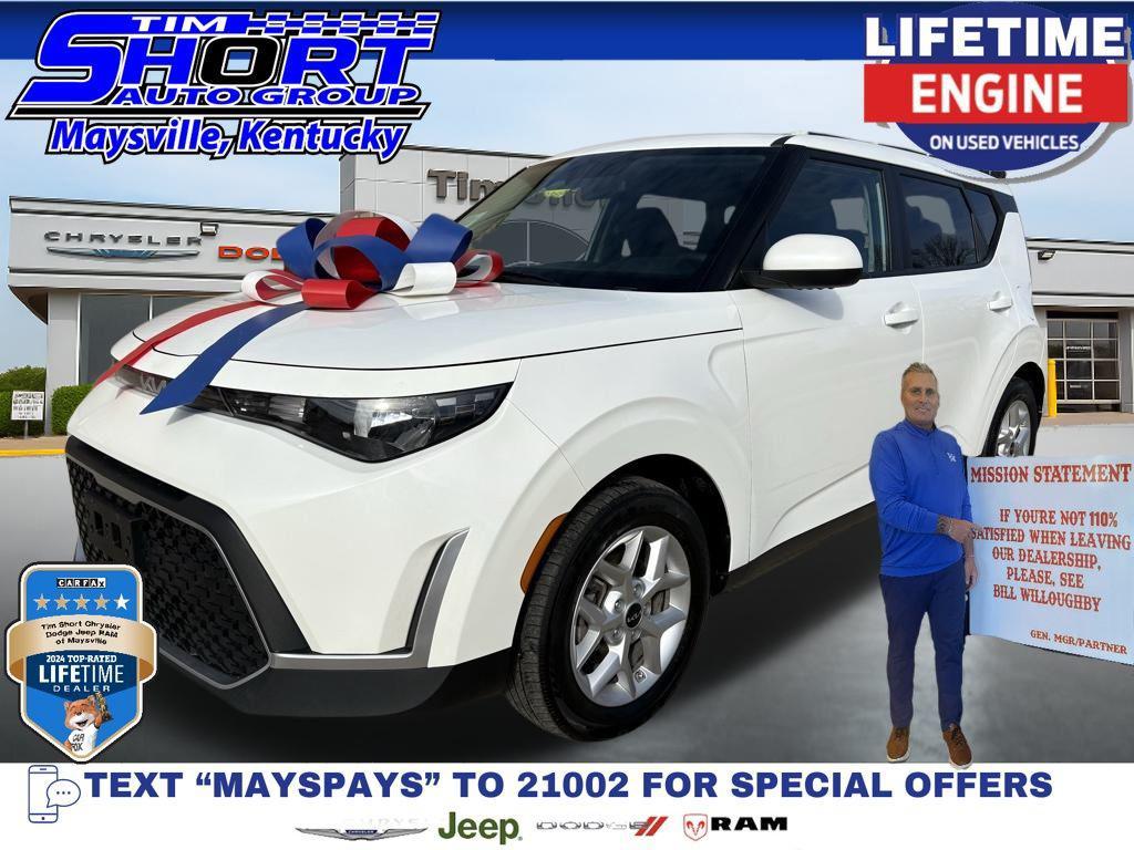 used 2024 Kia Soul car, priced at $15,999