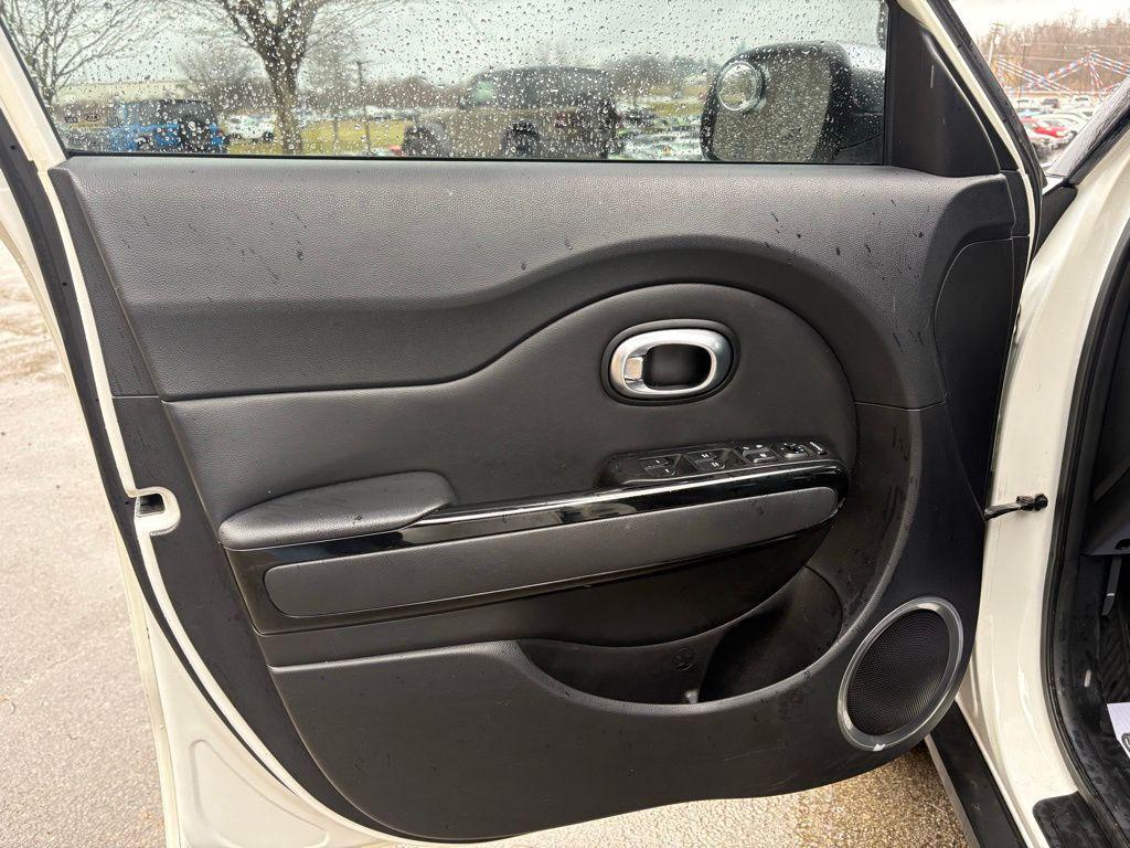 used 2014 Kia Soul car, priced at $3,999