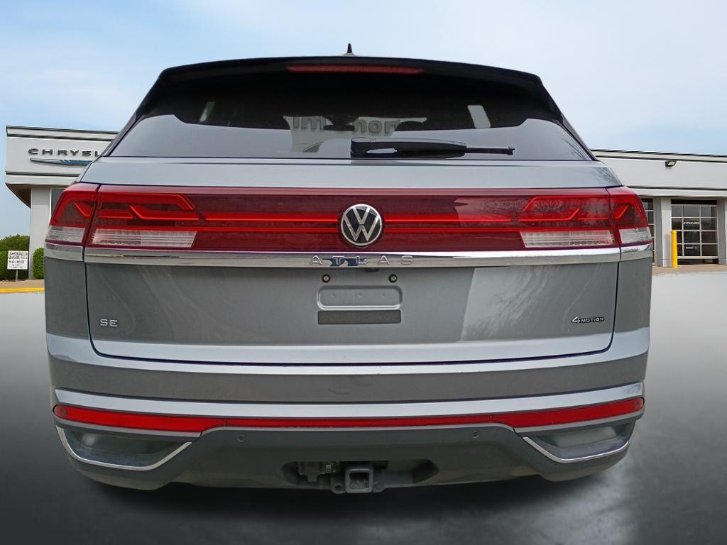 used 2025 Volkswagen Atlas Cross Sport car, priced at $27,999