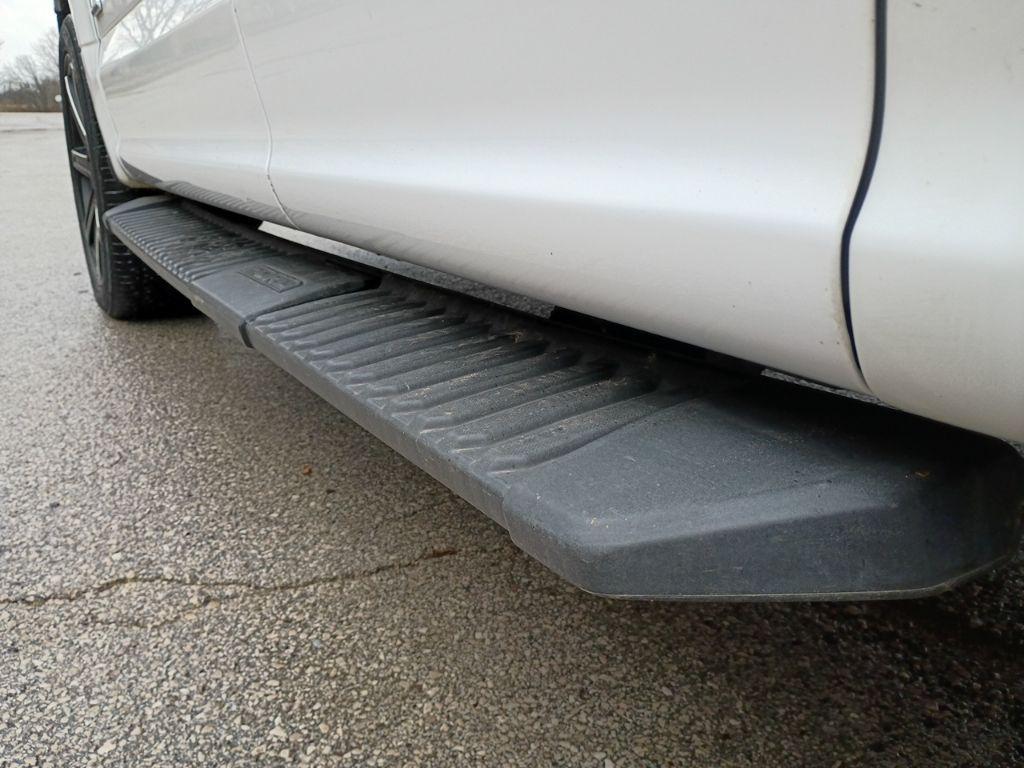 used 2015 Ford F-150 car, priced at $9,999