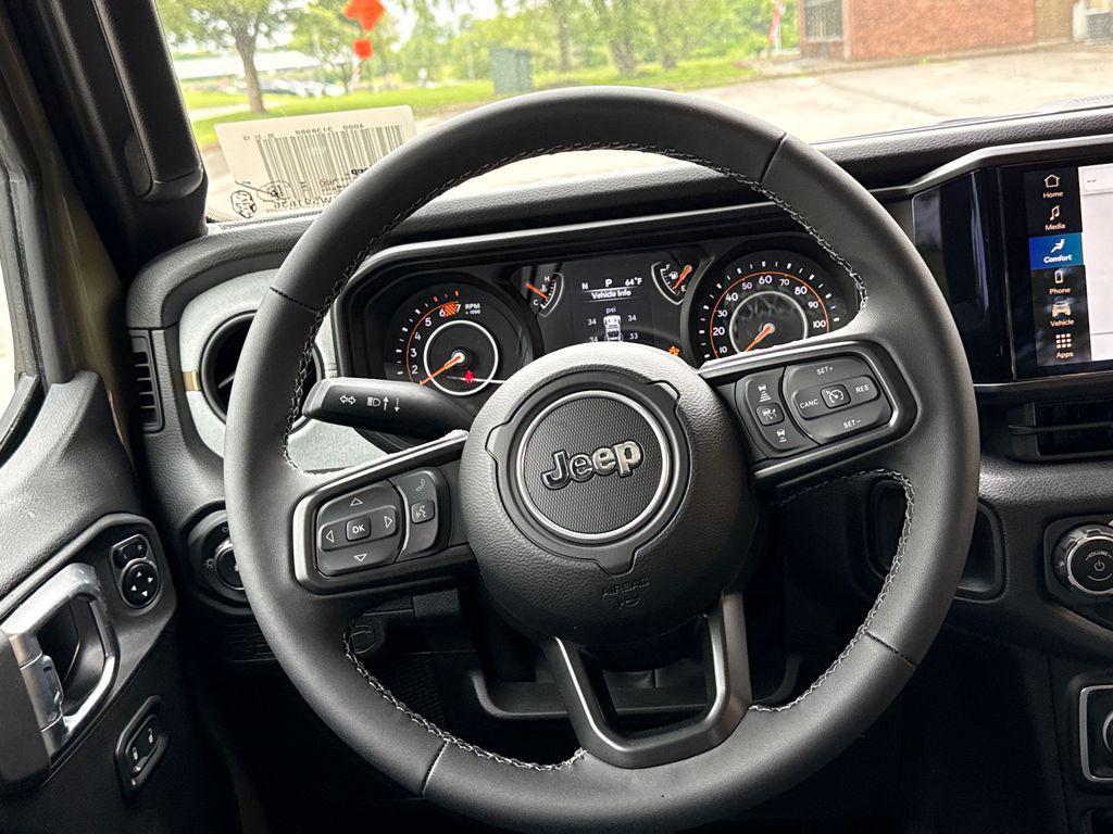 new 2025 Jeep Wrangler car, priced at $38,758