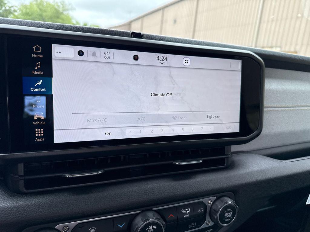 new 2025 Jeep Wrangler car, priced at $38,758