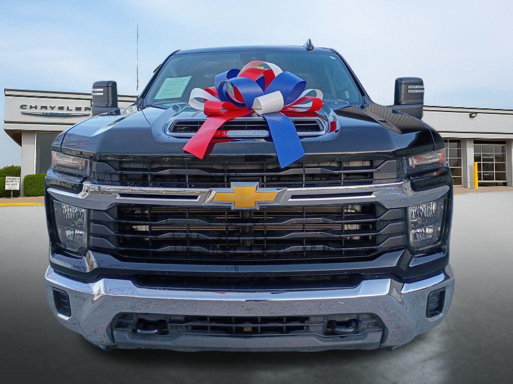 used 2024 Chevrolet Silverado 2500 car, priced at $49,999