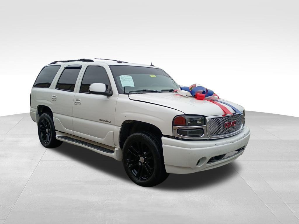 used 2003 GMC Yukon car, priced at $3,000