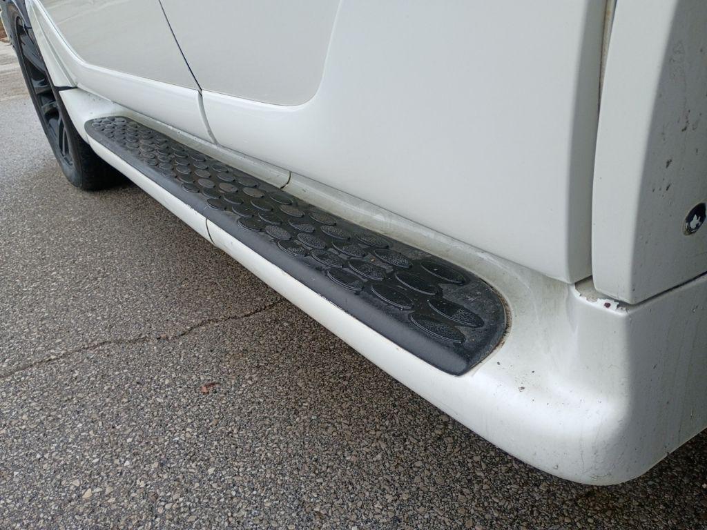 used 2003 GMC Yukon car, priced at $3,000