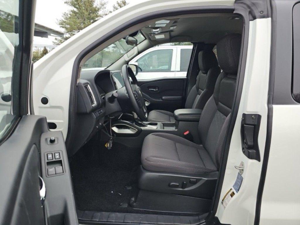 used 2025 Nissan Frontier car, priced at $28,999