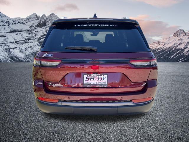 new 2026 Jeep Grand Cherokee car, priced at $36,875