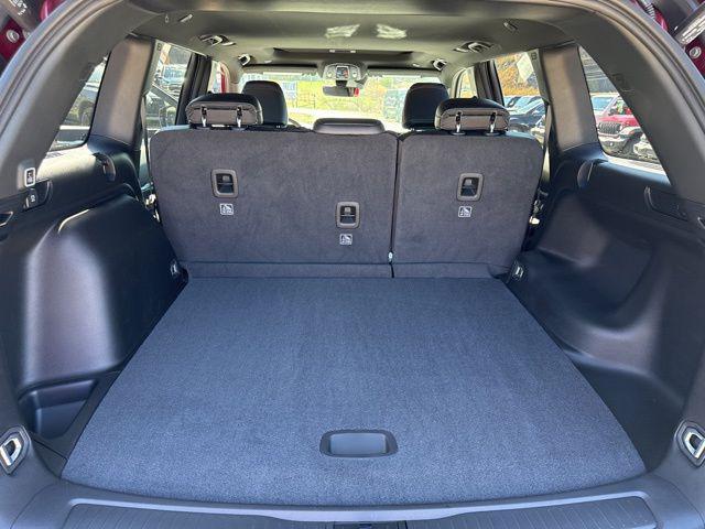 new 2026 Jeep Grand Cherokee car, priced at $36,875