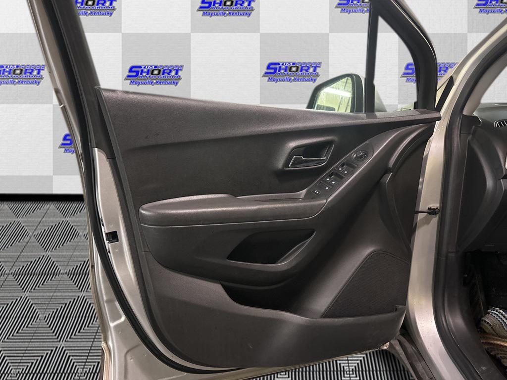 used 2018 Chevrolet Trax car, priced at $12,899