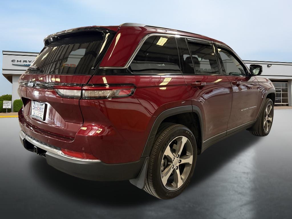 used 2024 Jeep Grand Cherokee 4xe car, priced at $31,999