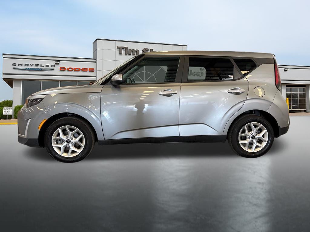 used 2025 Kia Soul car, priced at $17,997