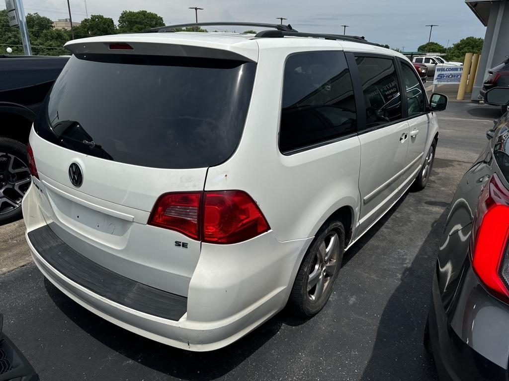 used 2009 Volkswagen Routan car, priced at $1,999