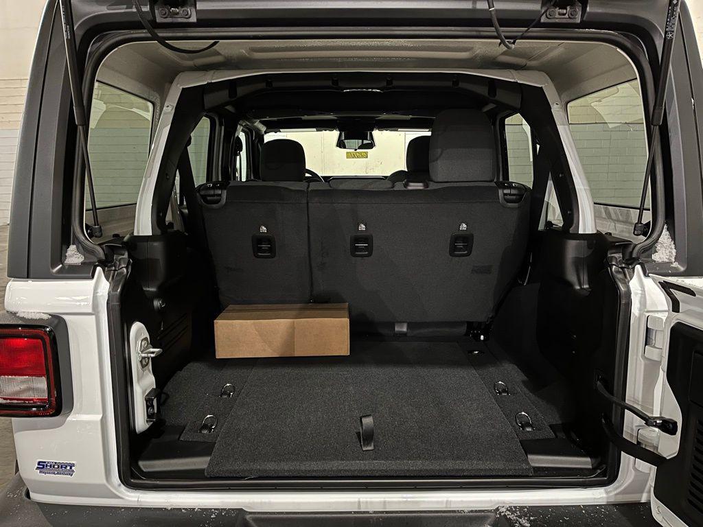 new 2026 Jeep Wrangler car, priced at $39,084