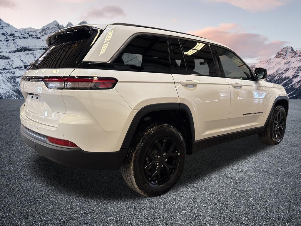 new 2026 Jeep Grand Cherokee car, priced at $36,871