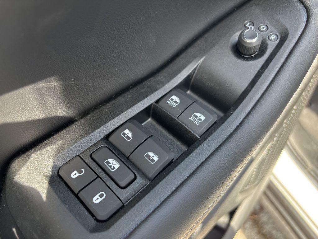 new 2026 Jeep Grand Cherokee car, priced at $36,871