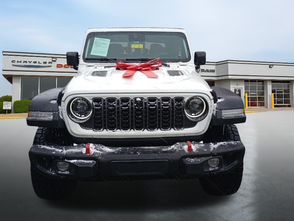 used 2024 Jeep Gladiator car, priced at $41,999