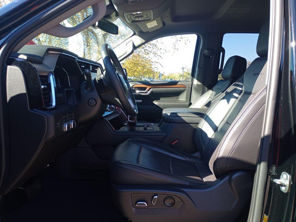 used 2023 GMC Sierra 1500 car, priced at $46,848