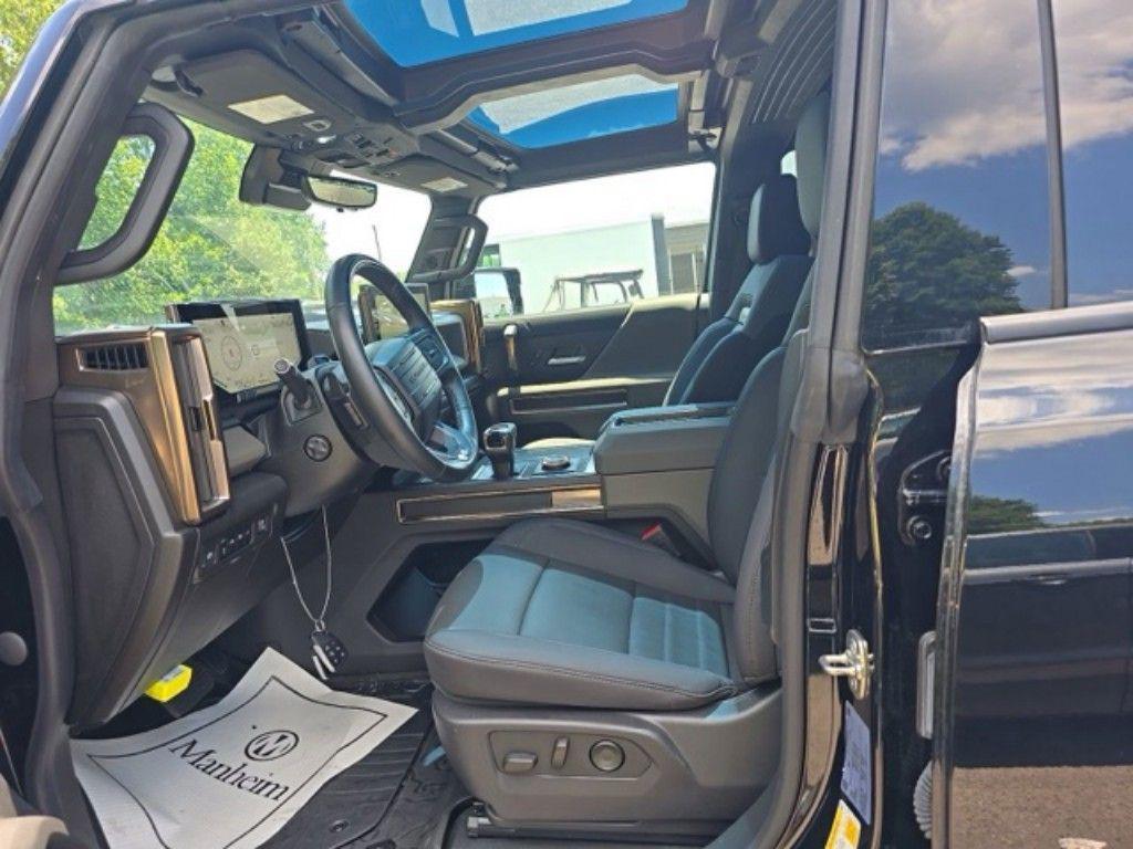 used 2025 GMC HUMMER EV SUV car, priced at $73,129