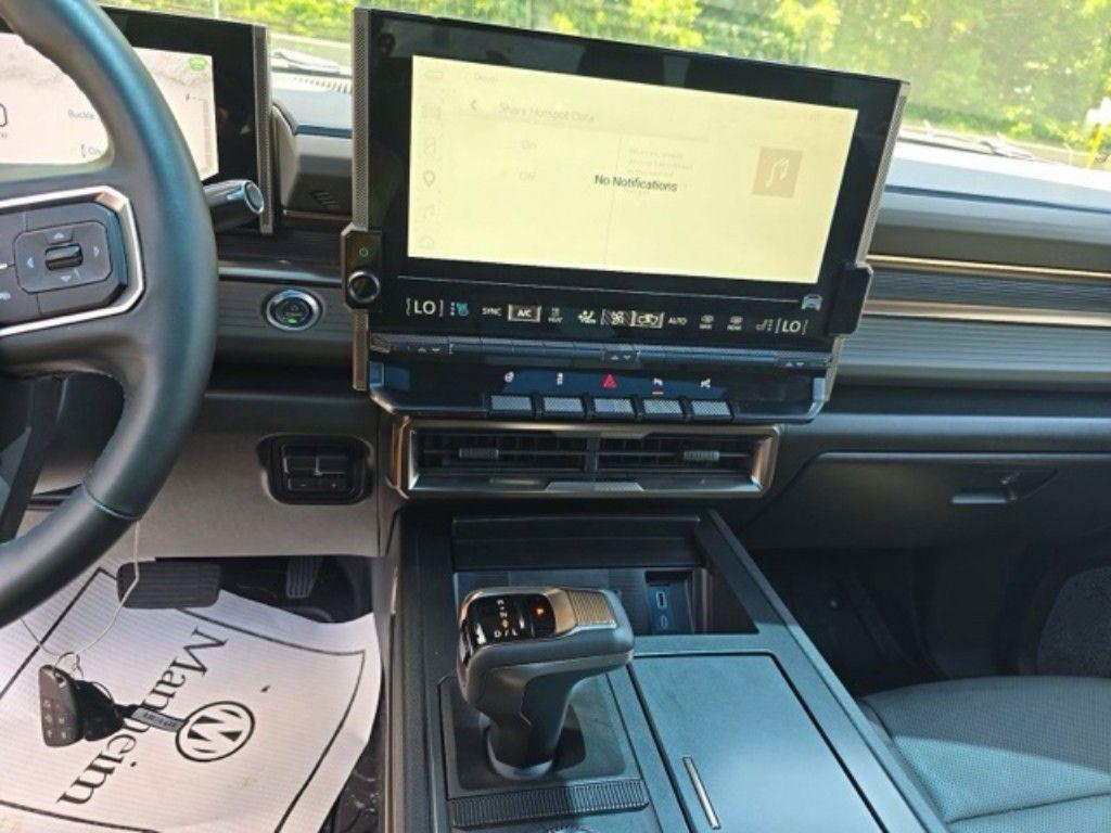 used 2025 GMC HUMMER EV SUV car, priced at $73,129