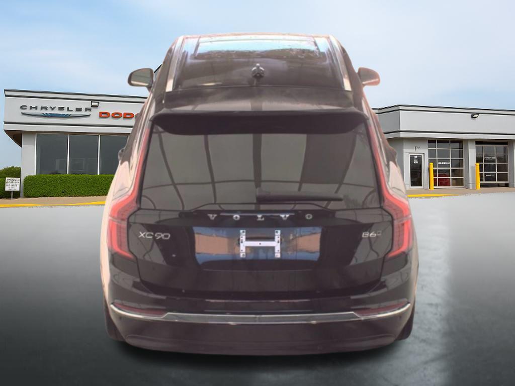 used 2025 Volvo XC90 car, priced at $41,999