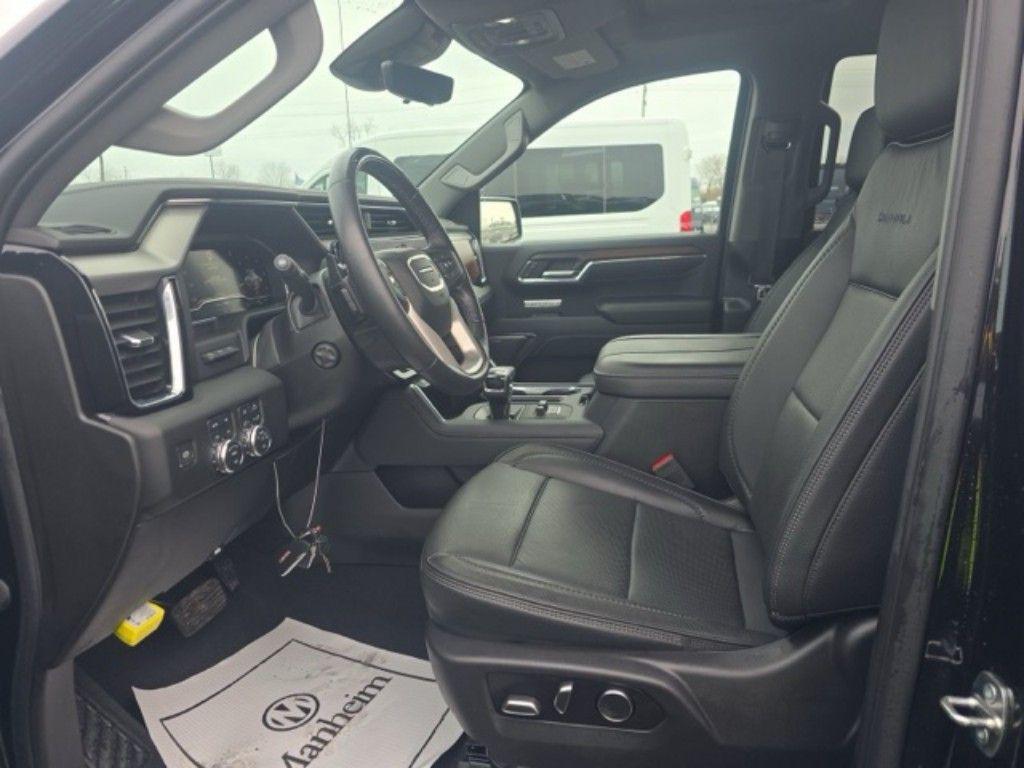 used 2024 GMC Sierra 1500 car, priced at $55,427