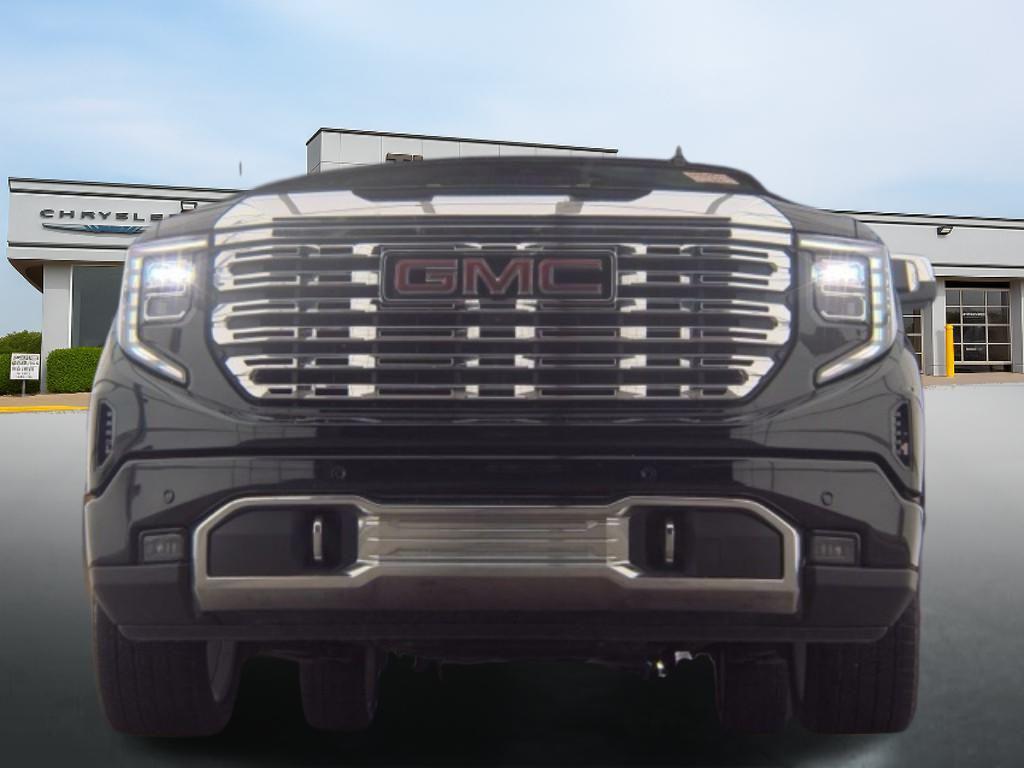 used 2024 GMC Sierra 1500 car, priced at $55,427