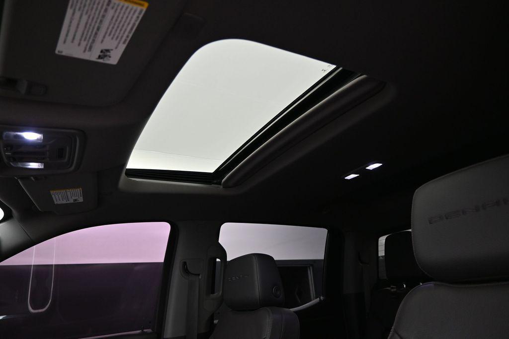 used 2022 GMC Sierra 1500 car, priced at $40,898